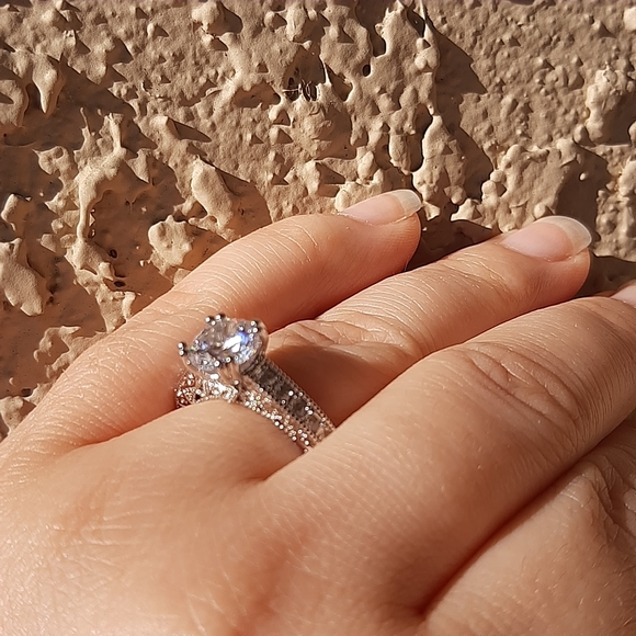 Silver White Sapphire Vintage Vibes Ring - Picture 10 of 11